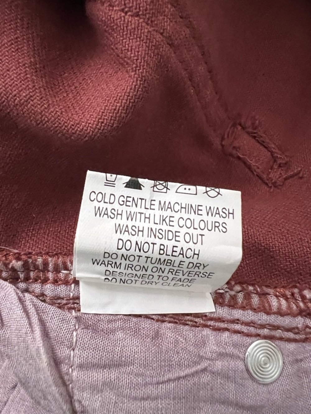 Princess Polly Addy Wide Leg Skater Streetwear Cargo Jeans in Burgundy Size 4 - Picture 7 of 7